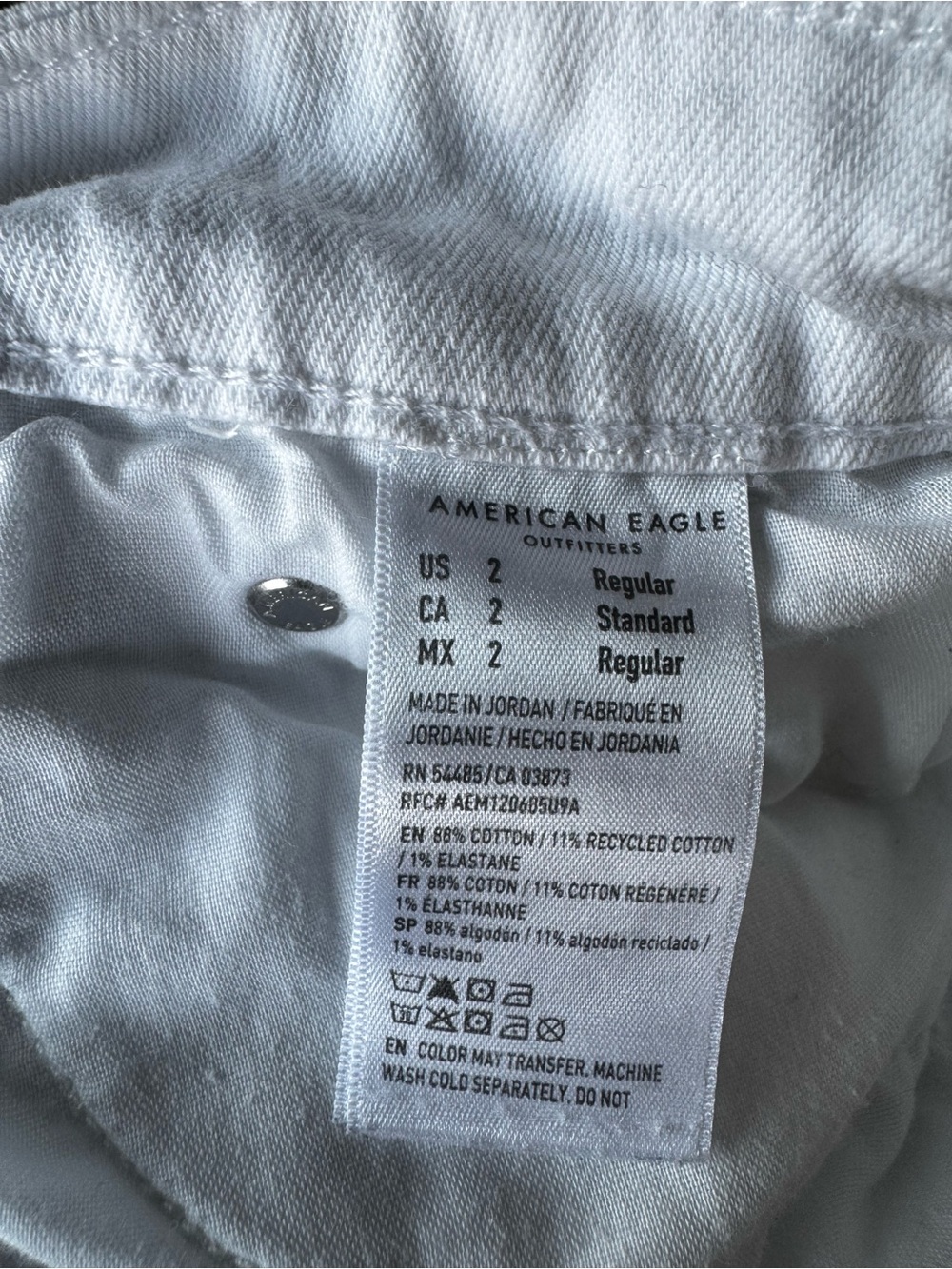 American Eagle Outfitters White Boot Cut Jeans with Button Up Back Pockets - Picture 11 of 11